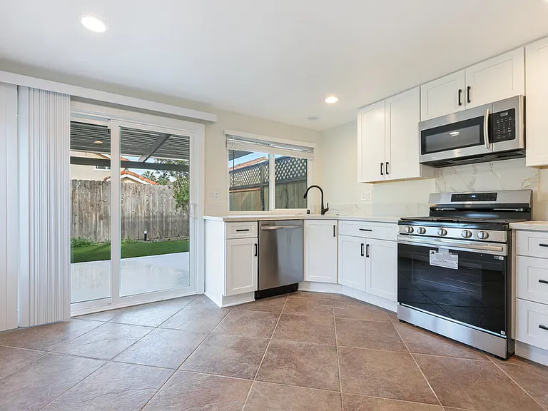 12626 Creekwood Ct — Photo 9