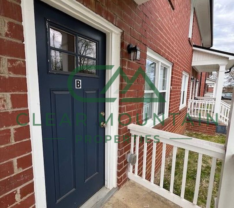1st image of 411 Hagood St #B