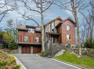 7 Durham Rd, Larchmont, NY 10538