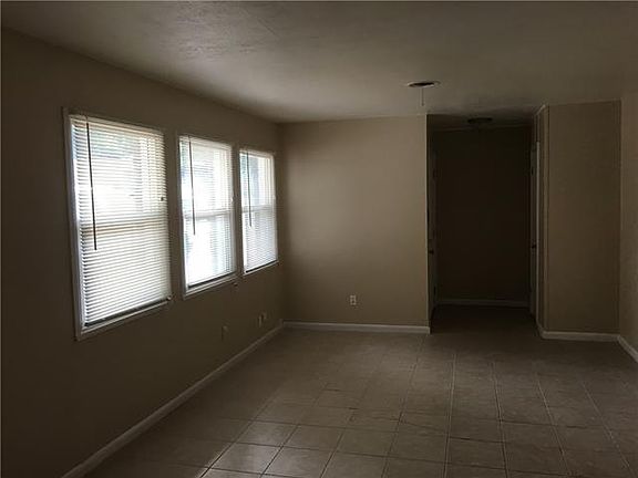 3rd image of 5512 Winifred Dr