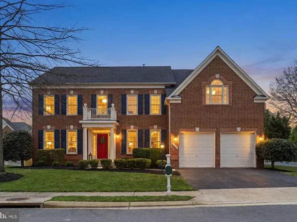 5440 Sherman Oaks Ct, Haymarket, VA 20169