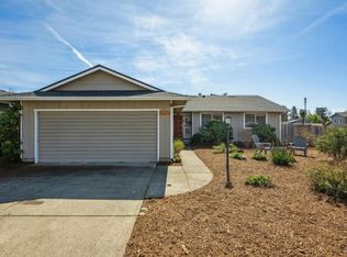 5116 Oak Park Way, Santa Rosa, CA 95409