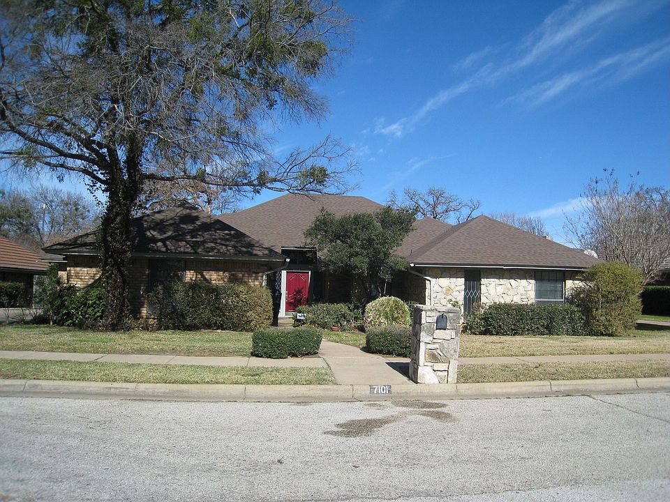 1st image of 7101 Lake Louise Dr