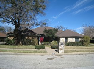 7101 Lake Louise Dr, Arlington, TX 76016