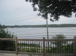 30 White Island Rd, Halifax, MA 02338