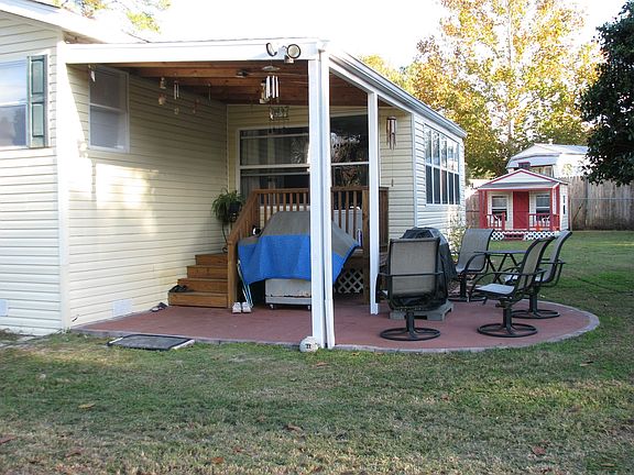 2nd image of 280 NE 71st Ave