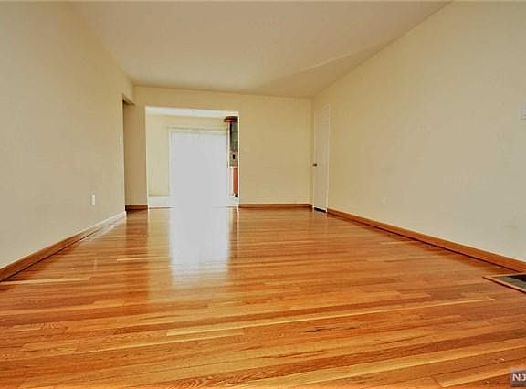 4th image of 1319 Anderson Ave #56