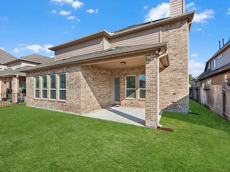 2024 Arrowood Glen Dr — Photo 25