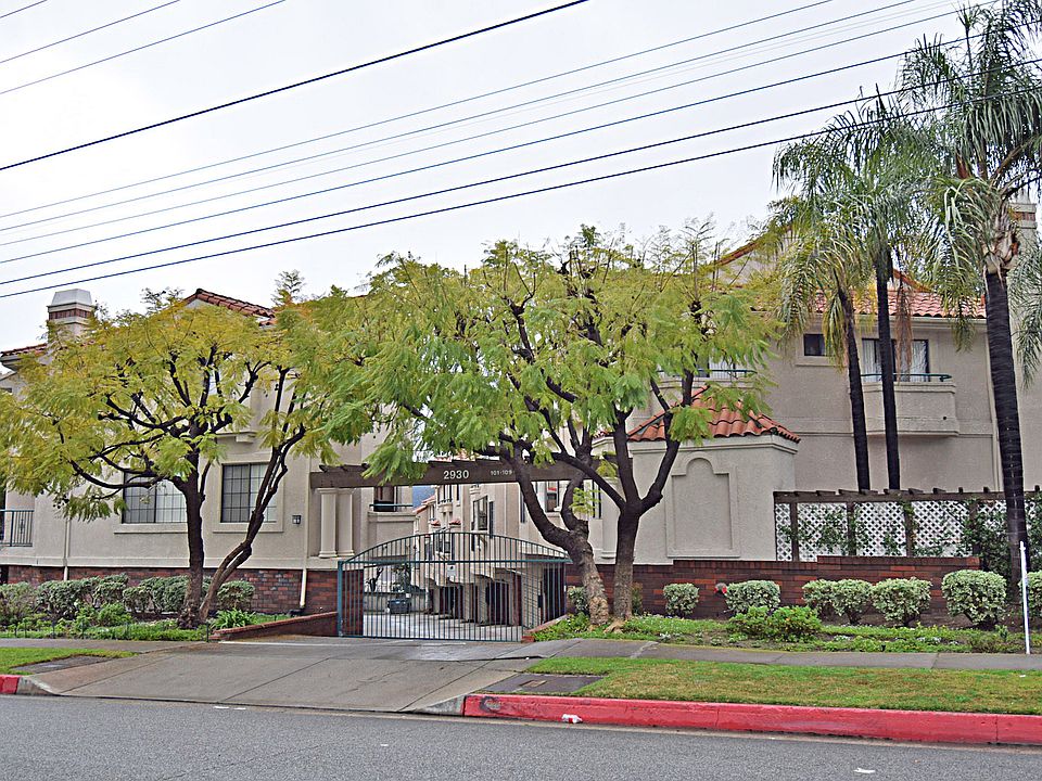 1st image of 2930 Montrose Ave APT 104