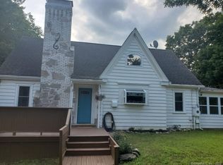 191 Maple St, Killingly, CT 06239