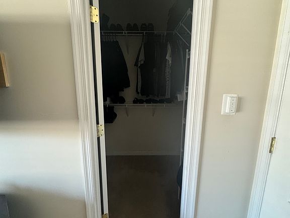 4th image of 6994 Landseer Dr