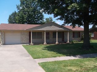 1904 S Lowe St, Stuttgart, AR 72160