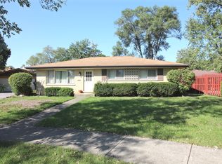 710 N Mavis Ln, Addison, IL 60101