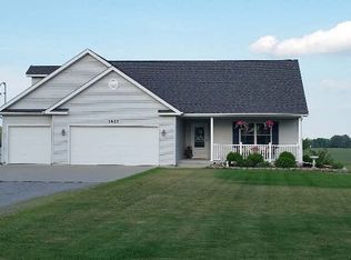 1417 S Eleven Mile Rd, Auburn, MI 48611