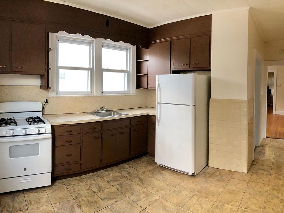 2nd image of 418 Jersey St
