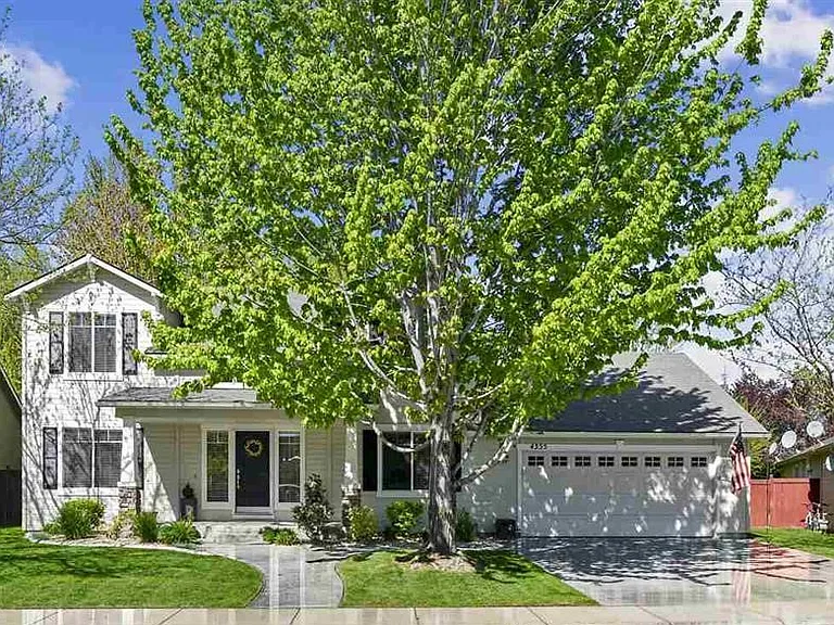 4355 N Borrego Way — Photo 1