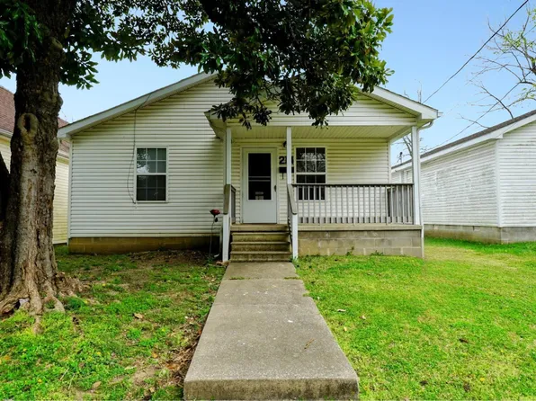 214 Ashbrook St, Paducah, KY 42003