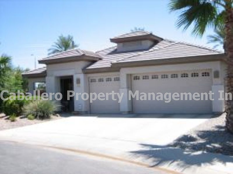 1st image of 1995 E Bartlett Pl