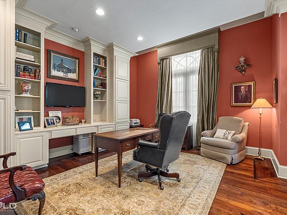 4th image of 6421 Birnamwood Rd