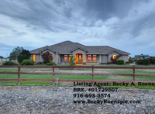 25859 N Watkinson Rd, Acampo, CA 95220