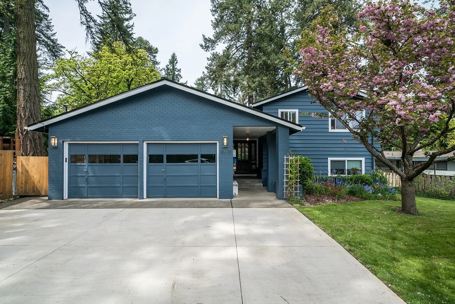 16931 Allen Rd photo 1