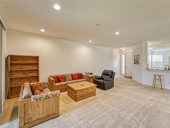 5th image of 15803 Aurora Lake Cir