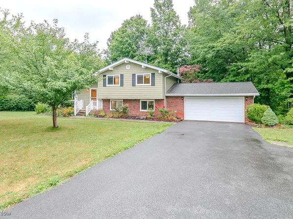 6283 Hopkins Rd, Mentor, OH 44060