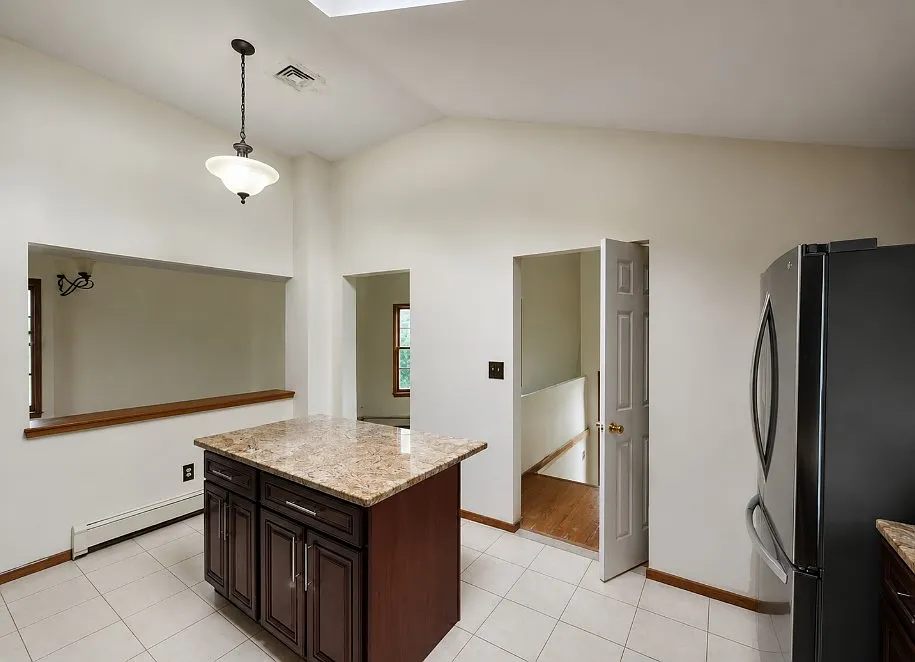 Building Photo - Mansfield Pl