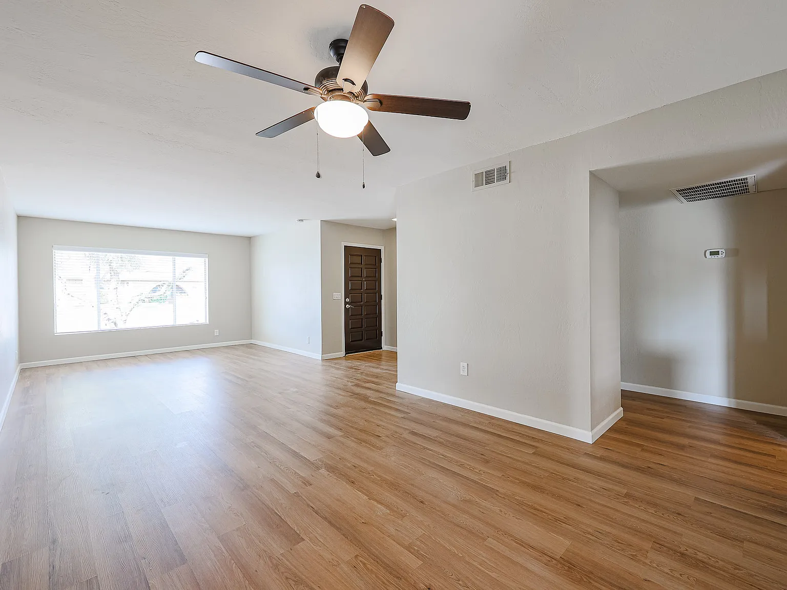 6519 S Elm St $2475 - 1 — Photo 4