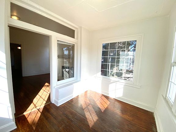 4th image of 1311 N Downing St APT 6