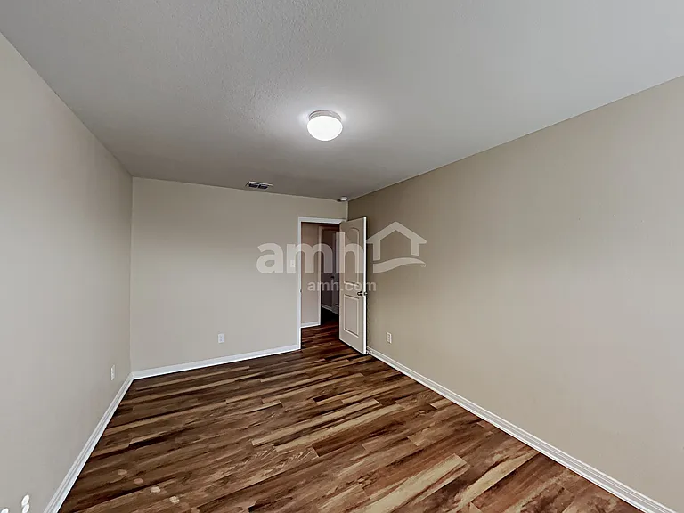 12230 Commander Dr — Photo 16