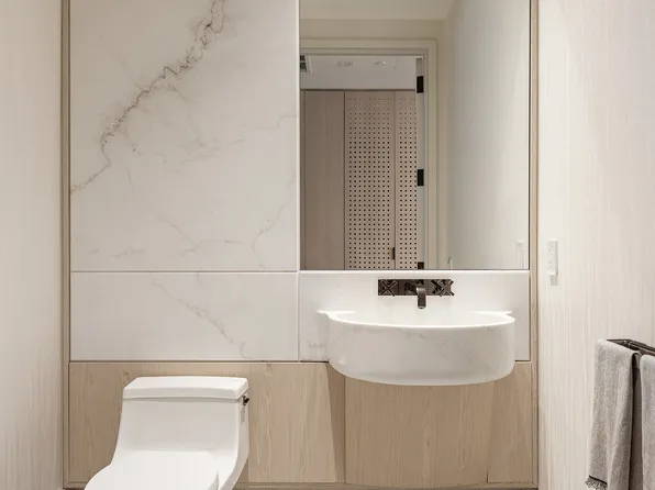 77 Greenwich Street 25D image 12 of 12