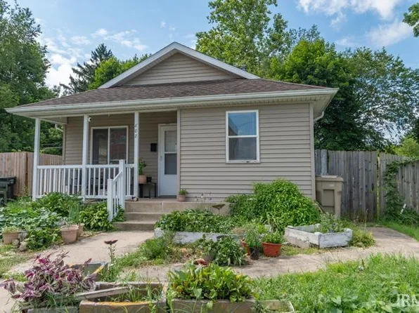 808 W Calvert St, South Bend, IN 46613