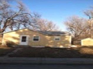 1220 J St, Cozad, NE 69130