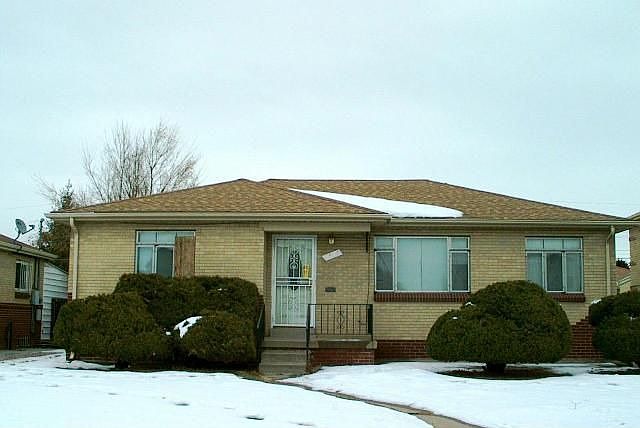 1st image of 3560 N Dahlia St