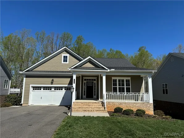 12134 Branch Overlook Dr, Manakin Sabot, VA 23103