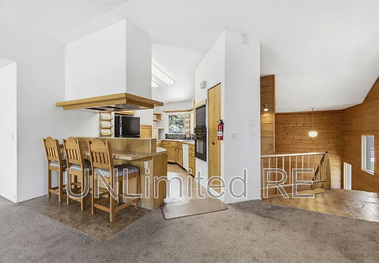 1410 N Inverrary Way — Photo 18