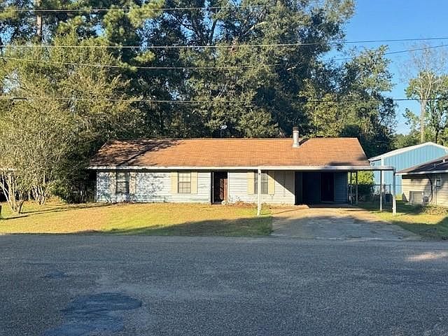 1st image of 18087 Holly Ridge Dr