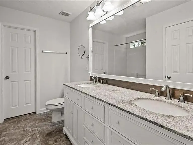 173 Village Ct — Photo 8