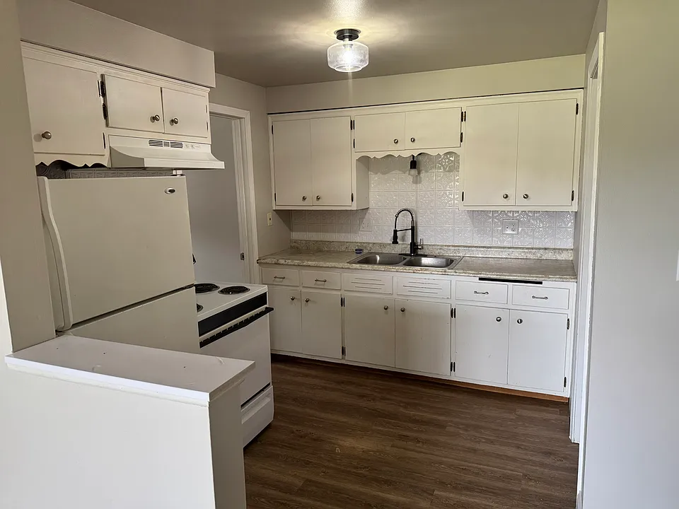 833 Element Way #3
