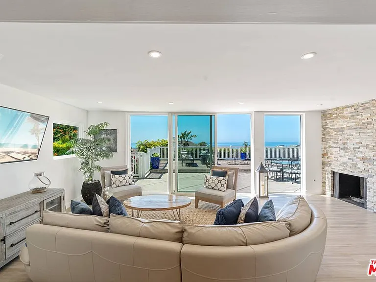 31518 Broad Beach Rd — Photo 9