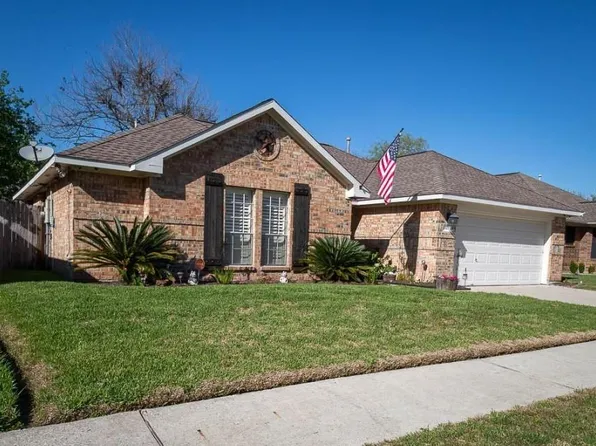 4803 Black Stone St, Baytown, TX 77521
