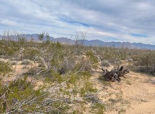 3048-3048C S Ray Rd, Yucca, AZ 86438