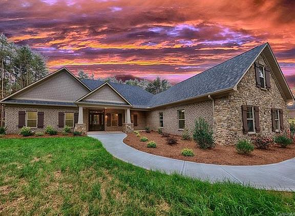 2nd image of 7407 Bay Cove Ct