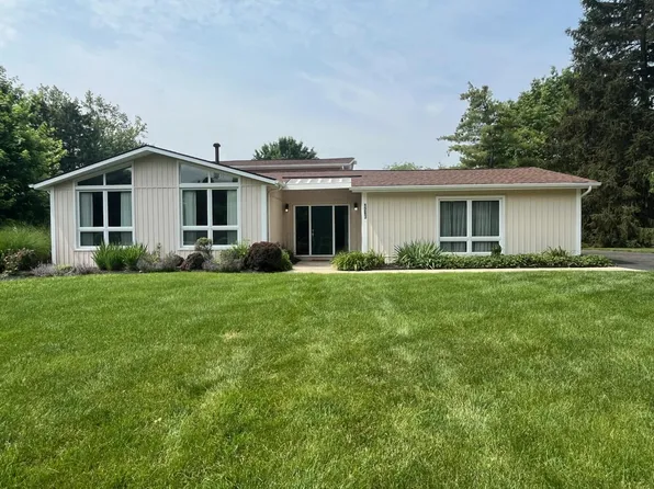 1263 Clubview Blvd S, Columbus, OH 43235