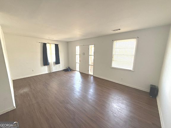 3rd image of 315 W Church St