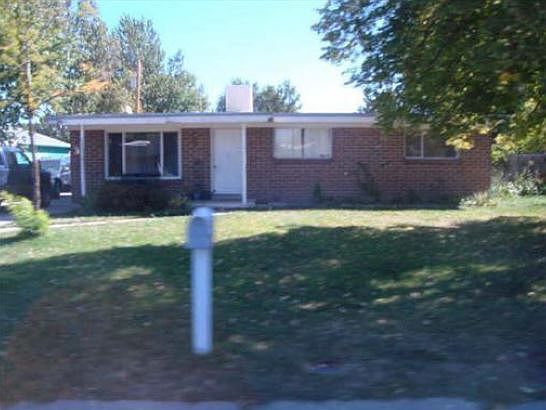 2nd image of 3437 S Maple Way