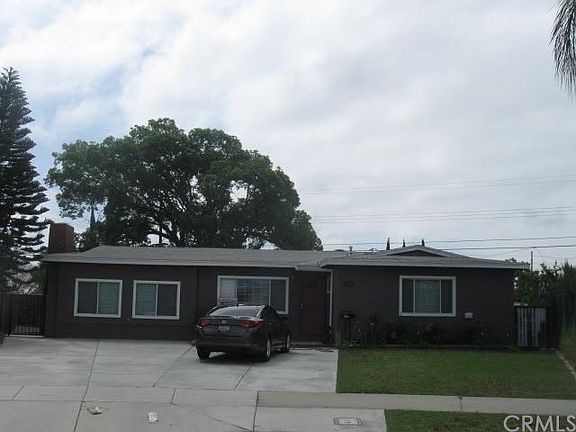 2nd image of 1228 E Caroline Ct