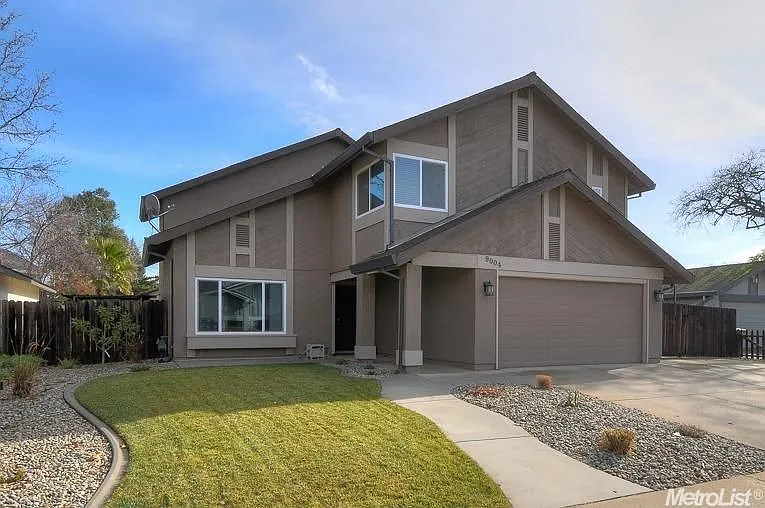9004 Meadowdale Way photo 1