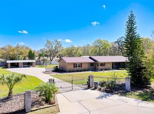 5904 Spring Lake Dr, Lakeland, FL 33811